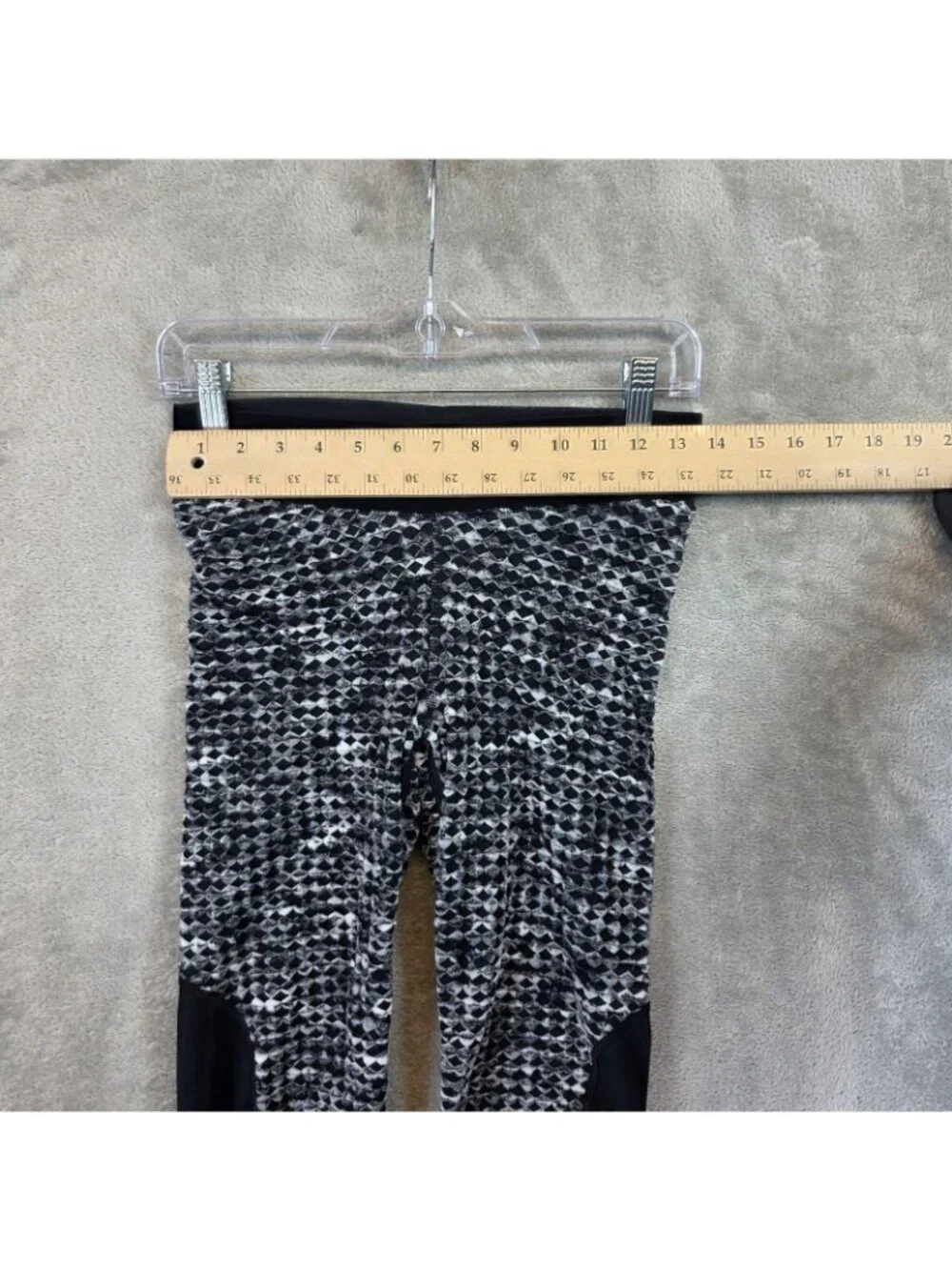 Nike Pro Hyperwarm Leggings Womens M Black Geometric Thermal Running Athletic